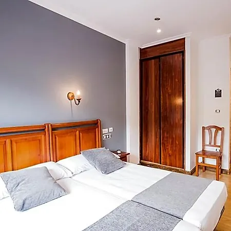 Alda Puerto Calderon Hotel 2*